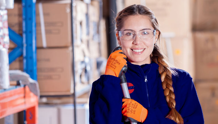 Contract distribution from import to warehousing and fulfilment